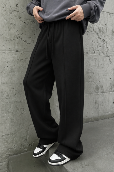 Pleated Relaxed Black - Trouser